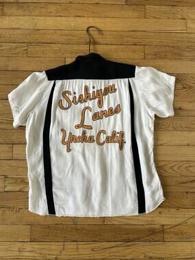 Vintage 1950s Rayon Loop Collar Bowling Shirt Women’s Size 34 Chain Stitch White